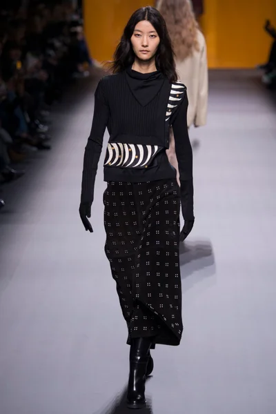 Look 31